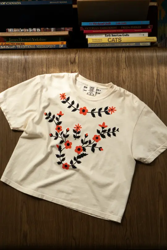 Flower Collar Boxy Tee | Cream