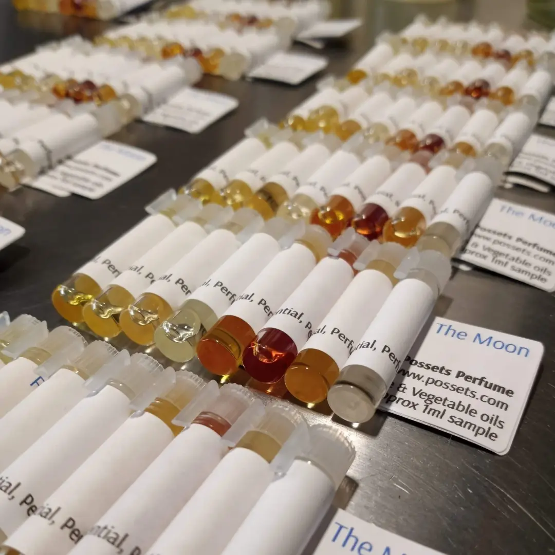 Possets perfume sample subscription with monthly fragrance samples