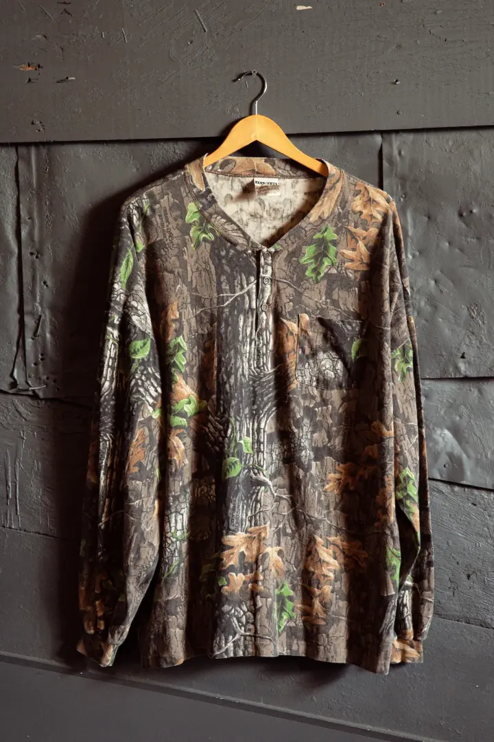 Vintage Camo Longsleeve Henley