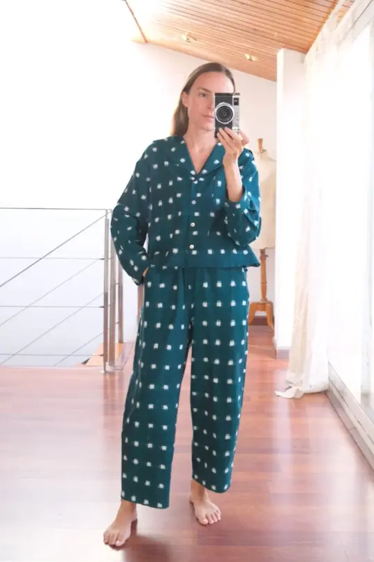 MARINERO shirt in the emerald green ikat - S