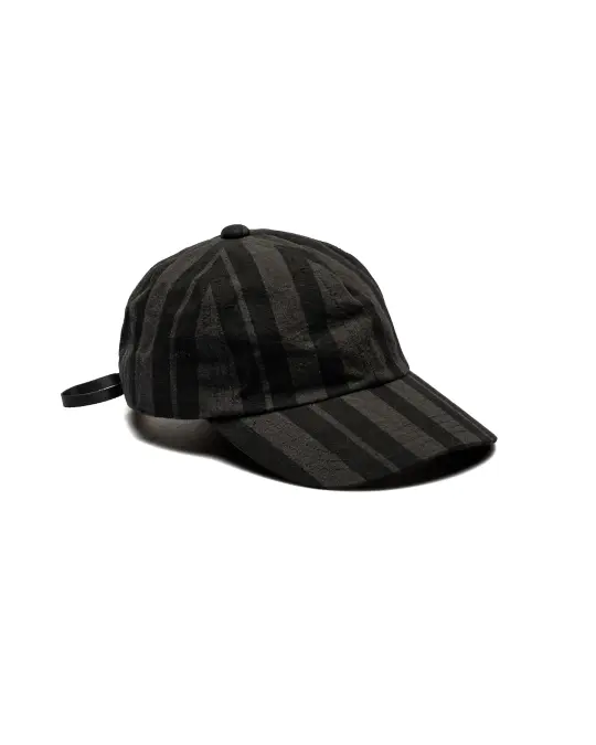 MAN-TLE R21C1 Shallow Cap Grey Theatre Wax