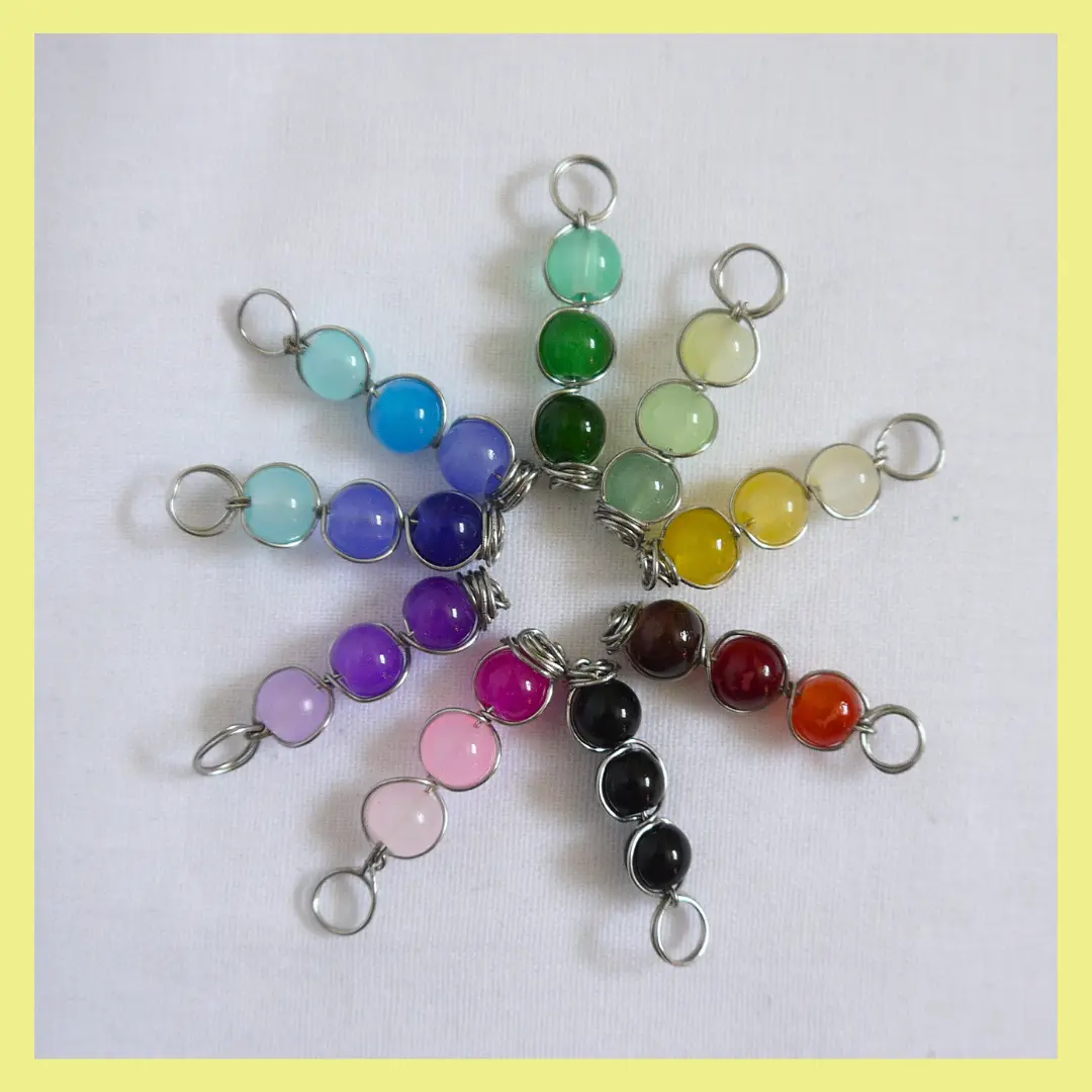 Glass bead pendant pack