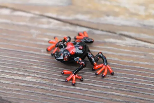 Handmade Black And Red Glass Frog Figurine - Murano Animal Miniature
