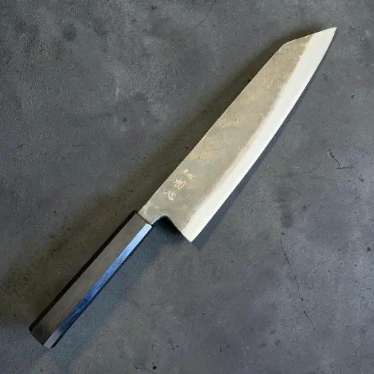 Hatsukokoro Kurogane Blue #2 Kurouchi Kiritsuke Gyuto 210mm – Ebony Handle