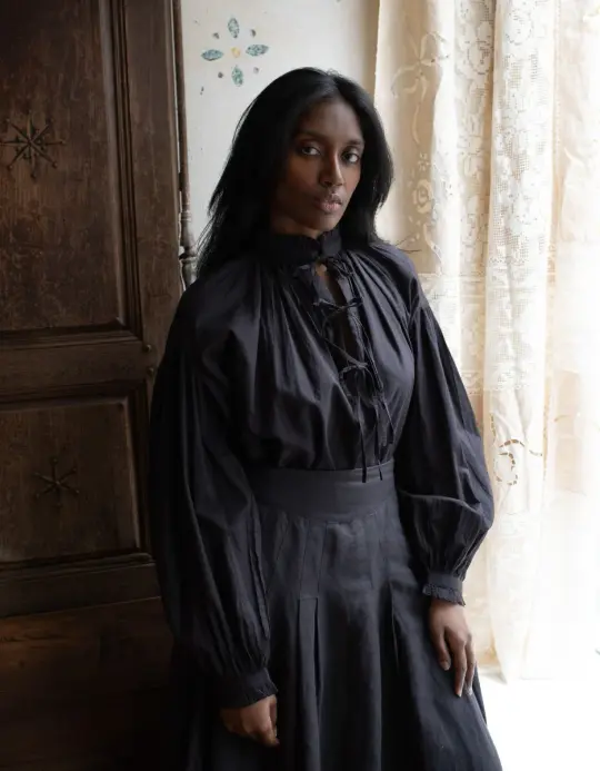 Blouse 'Pia' en voile de coton noire