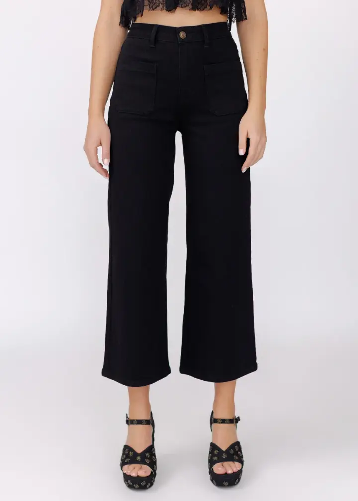 Avina Crop Denim in Black