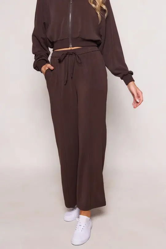 Amara Sweatpant in Espresso