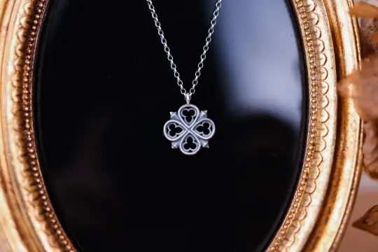 Tudor Rose Pendant - Silver
