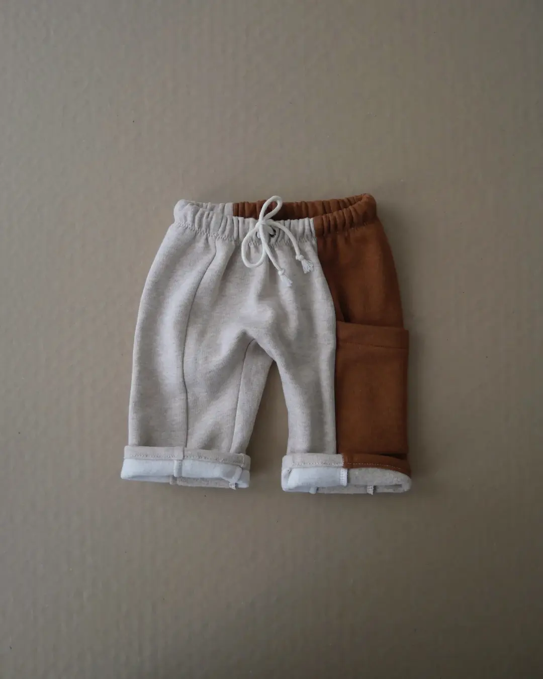 PANTALON SWEAT caramel & beige / SWEAT PANTS caramel & beige