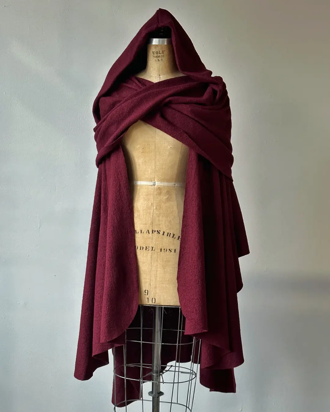 Mythic Cape in Oxblood Wool
