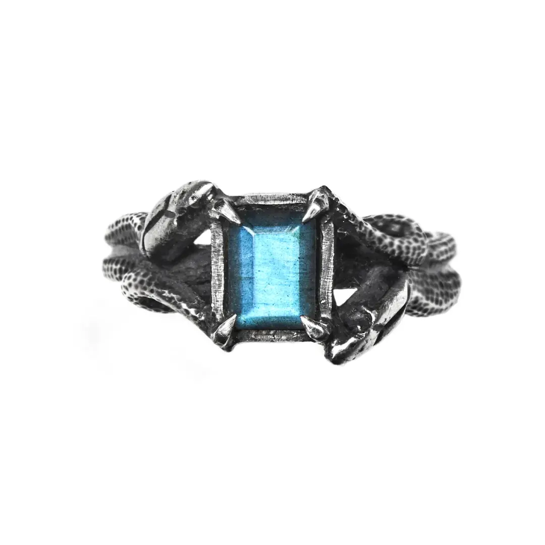 * Ready to Ship * Medusa Devotion Ring. Labradorite. Size 5.