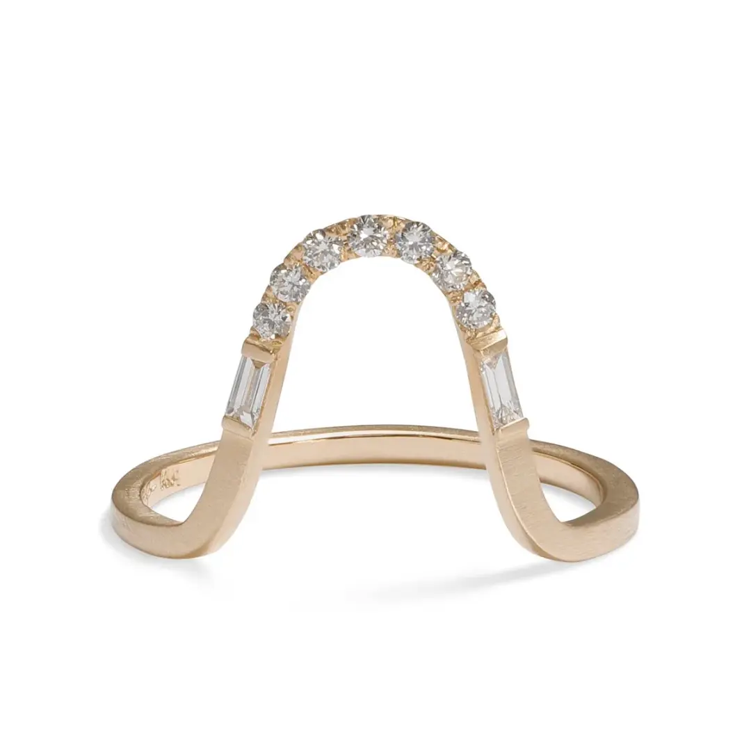Levo 14k Gold Diamond Stacking ring