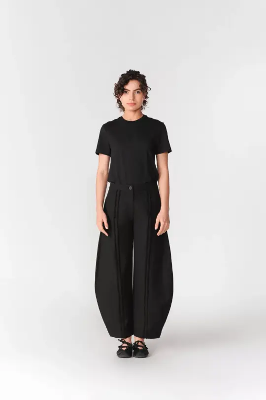 BARREL SLOT SEAM PANTS
