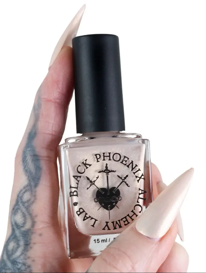 Mangetsu Nail Polish