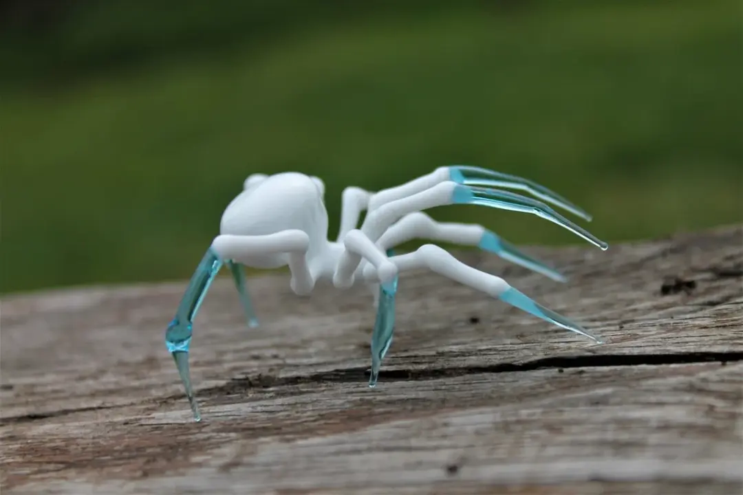 White And Blue Murano Glass Spider – Miniature Handmade Figurine