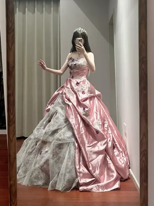 Light pink strapless fitted waist slim-fitting ball gown/bridal dress R8622