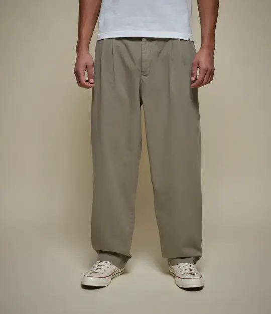 Pleated Twill Pants
