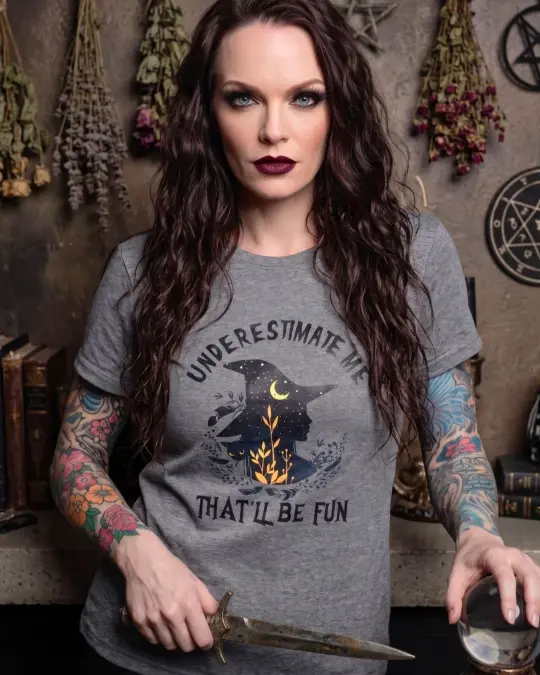 Underestimate Me Witch Black Cat Gray Graphic Tee Shirt Halloween Top L New