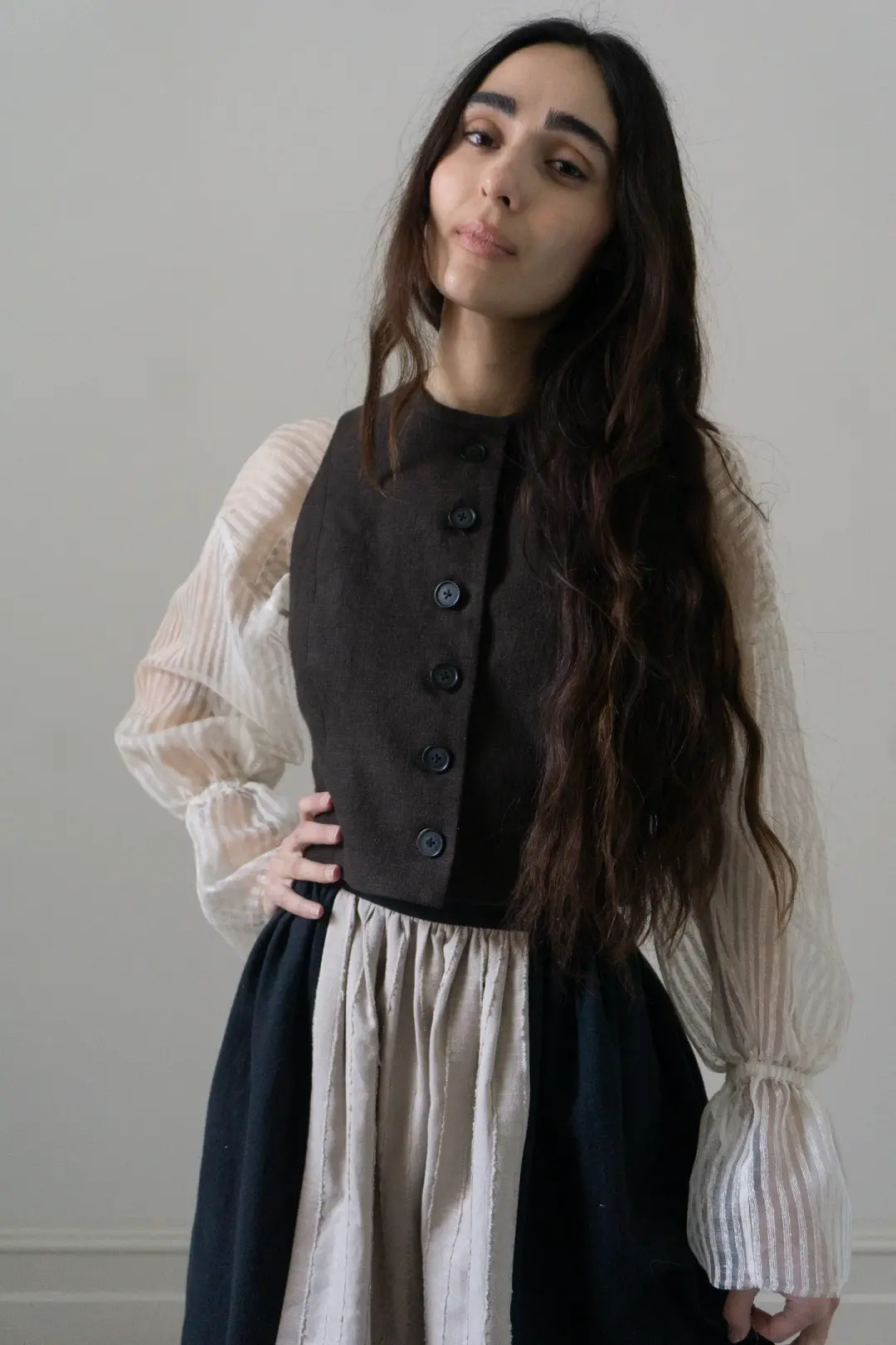 Tove Linen Waistcoat - Clove