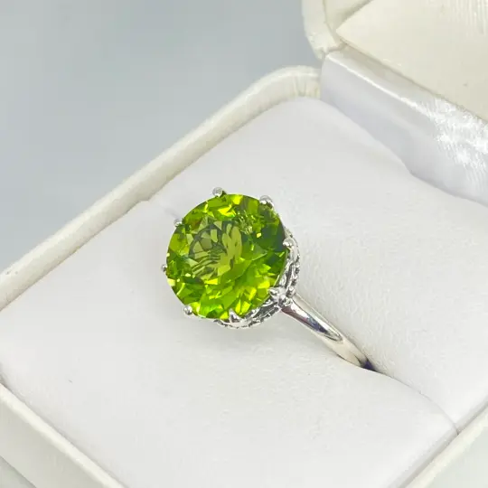 Natural Peridot Ring, Size 8, Victorian Filigree Ring - Vintage Style Ring D223r - Ready to Ship