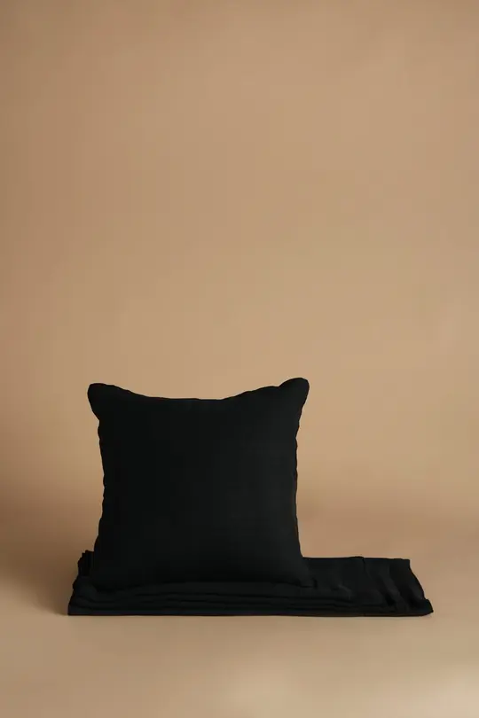 Handwoven twill cushion cover