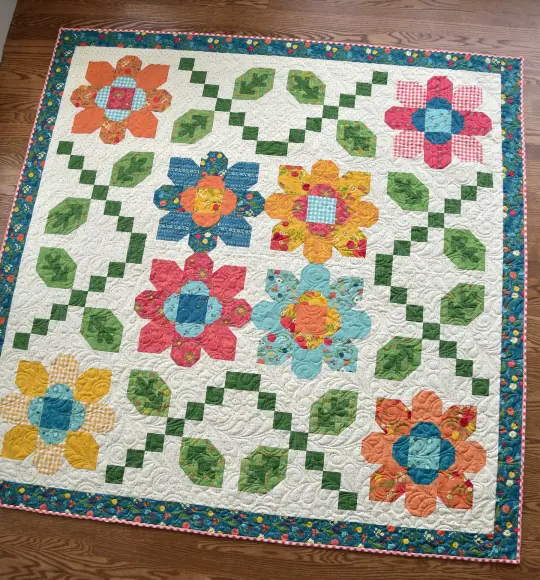 Daisy Chain Kit in First Blooms