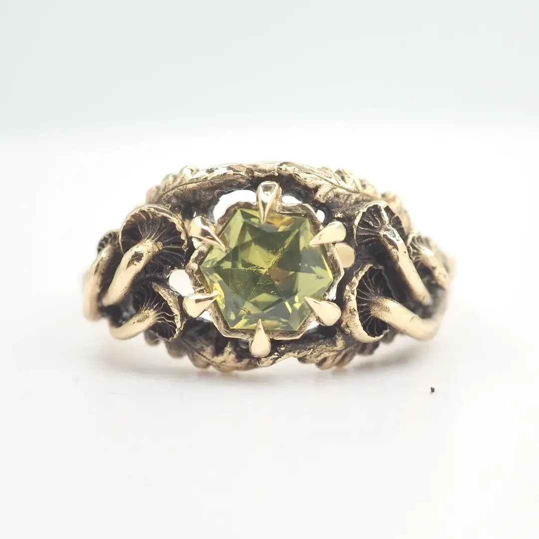Oasis ring with chartreuse sapphire