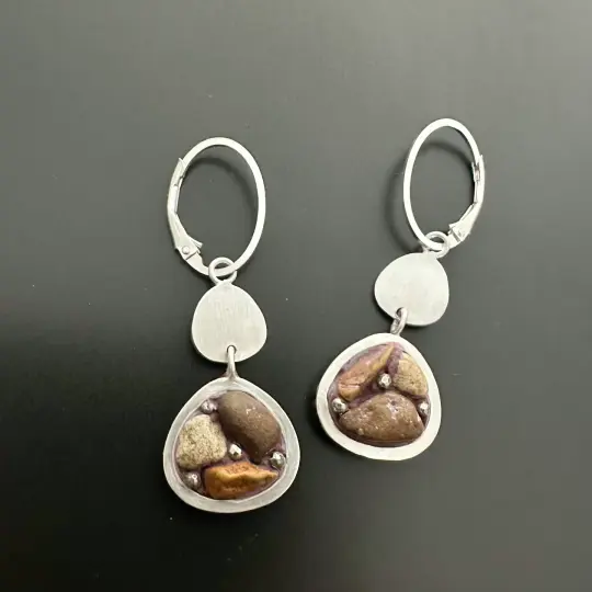 B-side Pebble Earrings (reversible)