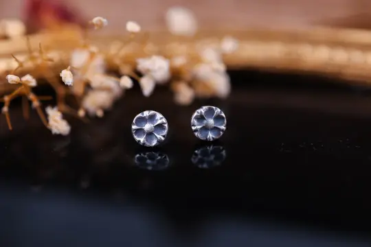 Flora Studs II - Silver