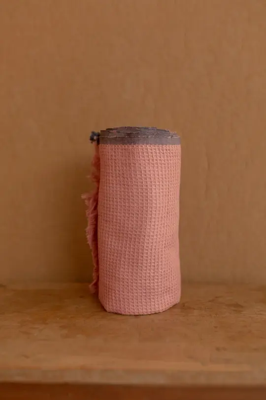 HANDWOVEN WAFFLE TOWEL - CORAL PINK