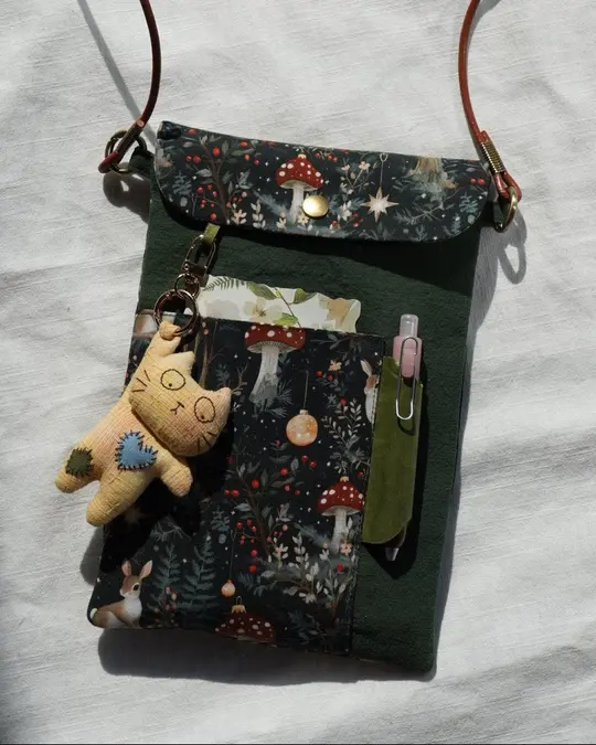 🎄 TN Regular/Personal Journal Pouch – 🫎 Christmas Woodland Deer | 🍄 Preorder (Ships in 1 week)