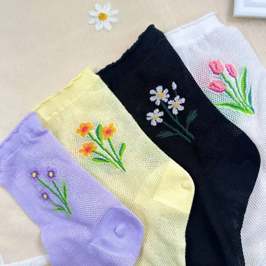 Mesh Floral Day Socks