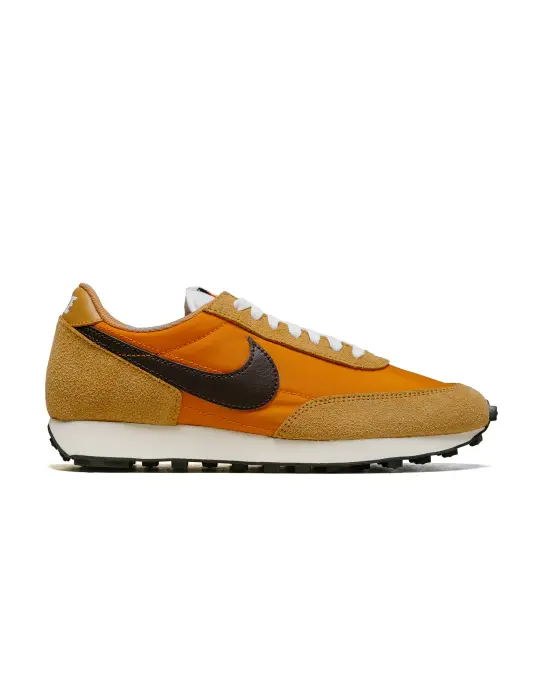 Nike Daybreak SP Flax/Velvet Brown-Monarch
