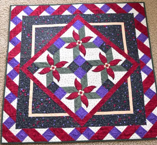Pinwheel Poinsettia Quilt