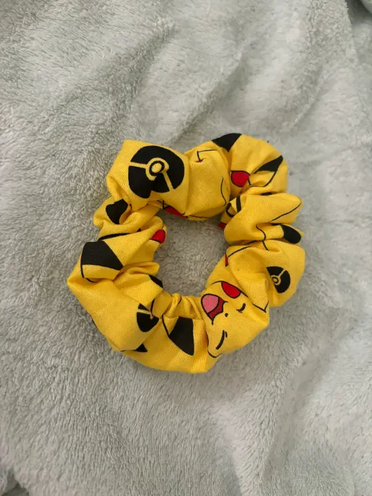 Electric Mouse Scrunchie