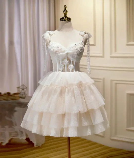 Elegant Champagne Homecoming Dress ,Tulle Frilled Applique Corset Short Prom Dress RS1684