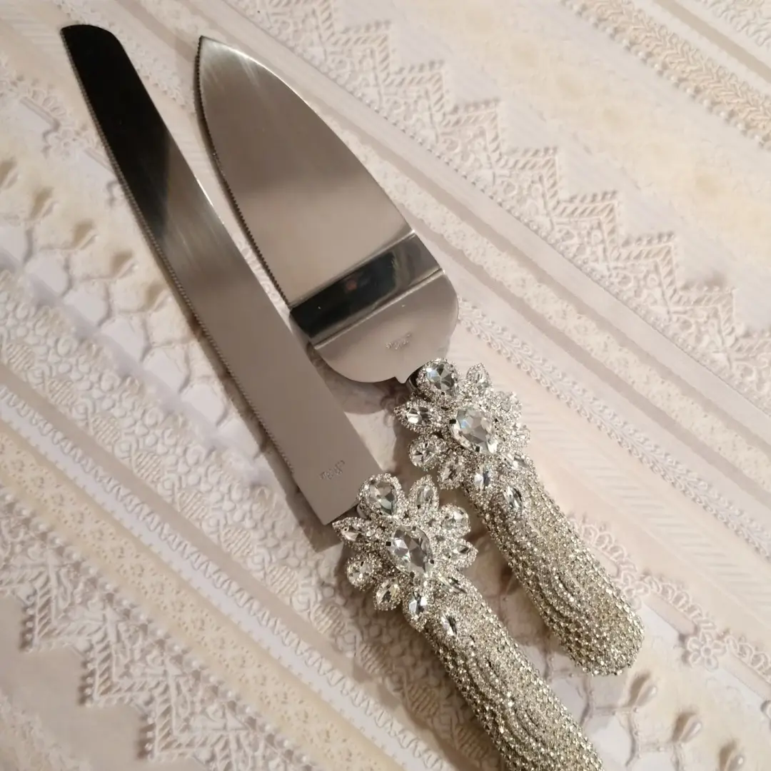 "Halle" Rhinestone Cutlery Set (Available in Gold)