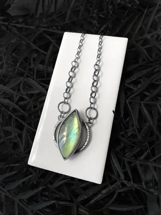 "Cat's Eye" Labradorite Necklace
