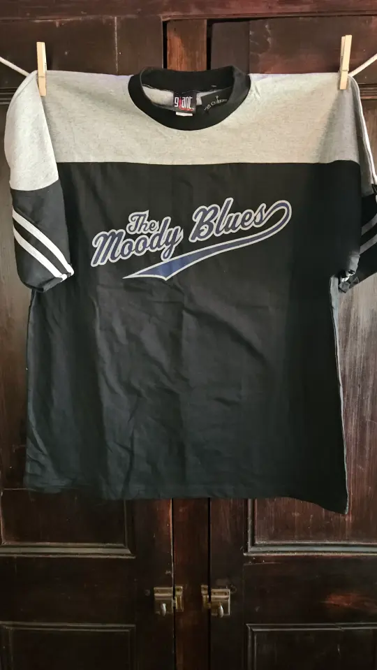 Moody Blues, giant tag tour tee. L