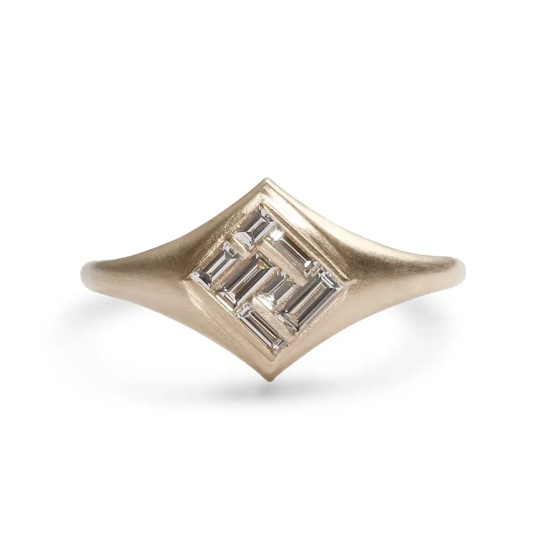 Elicio ring