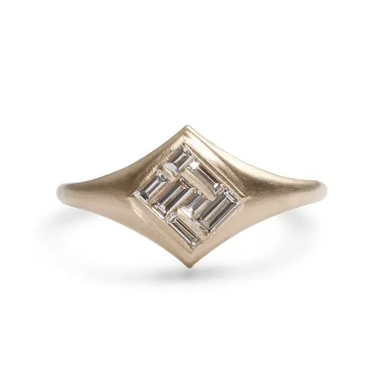 Elicio ring
