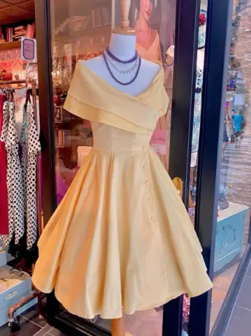 Vibrant Bright Yellow A-line Portrait Corset Mini Evening Dress Homecoming Dress RS533
