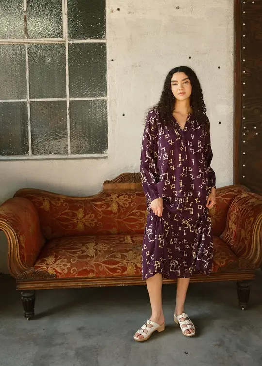 sample sale | daryl blouse crossword | XS-3X