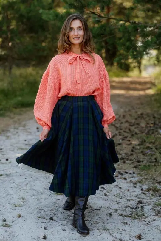Classic – Full-Circle Linen Midi Skirt