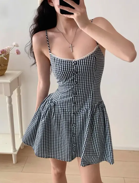 French retro sweet girl casual black and white plaid waist suspender skirt R2821