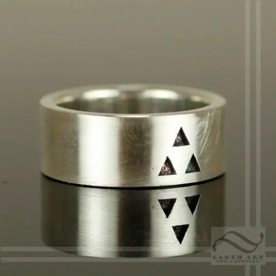 It's Dangerous to Go Alone - Triforce Wedding Band - Sterling Silver