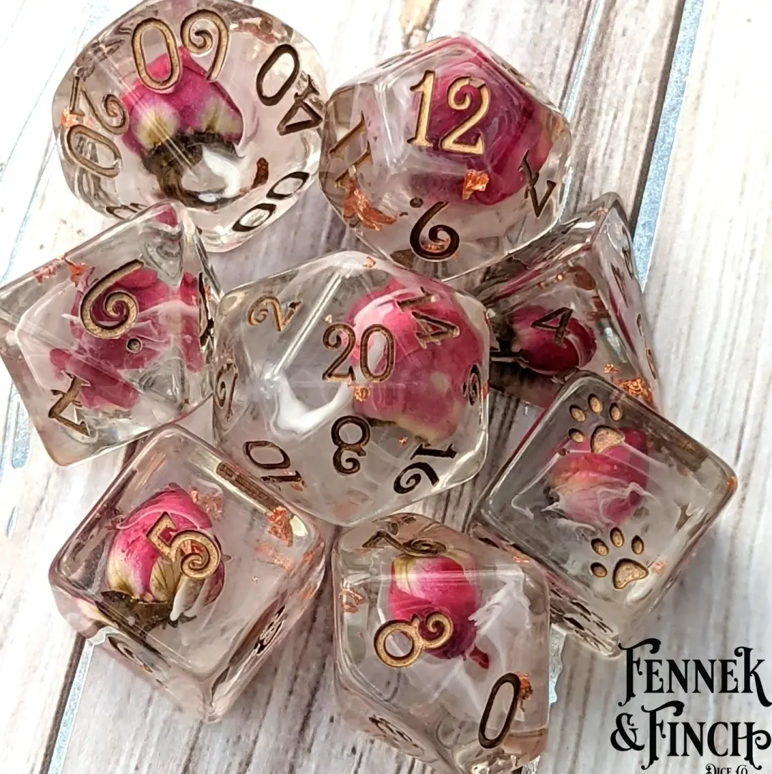 Whispering Rose Dice Set – 8-Piece with Real Dried Roses | Fennek & Finch