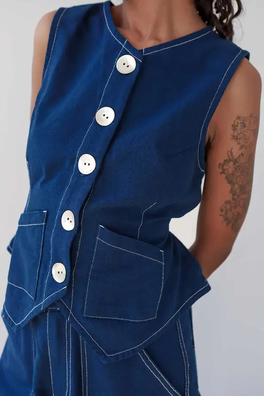 Shell Flared Vest