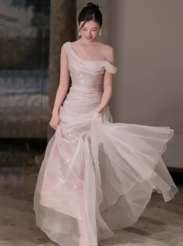 French retro Bateall One Shoulder Tulle Long Wedding Dress with Draped Fold for women RS011