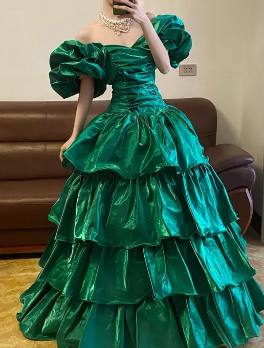 Green Puff Sleeve Waist-Cinched Puff-Skirt Ball Gown R7385